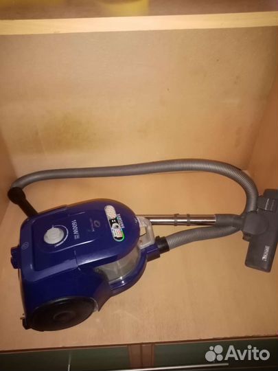 Пылесос Samsung air track 1600w