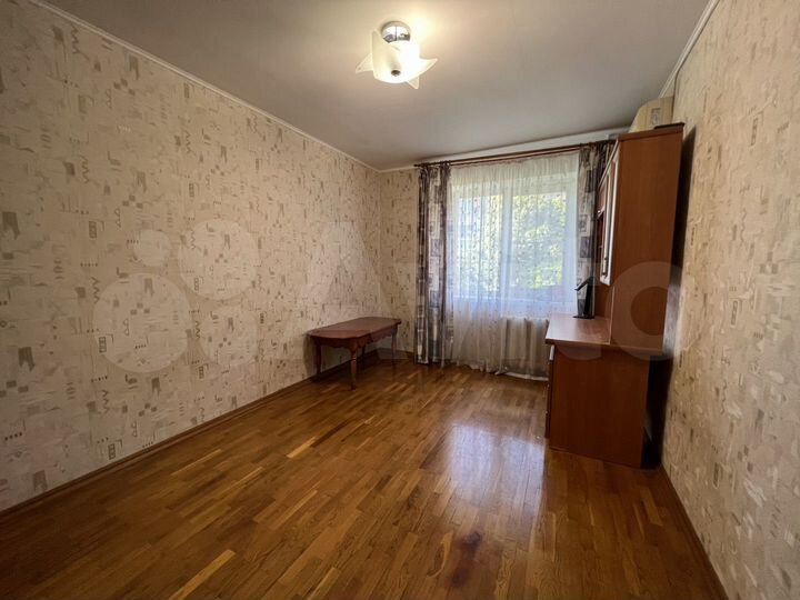 3-к. квартира, 70 м², 3/5 эт.