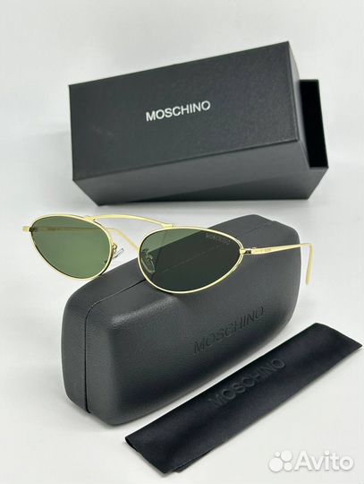 Солнцезащитные очки moschino