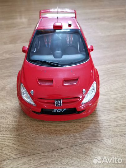 Autoart 1:18 peugeot 307 WRC 2005