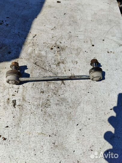 Стойки стабилизатора задняя левая Opel omega b