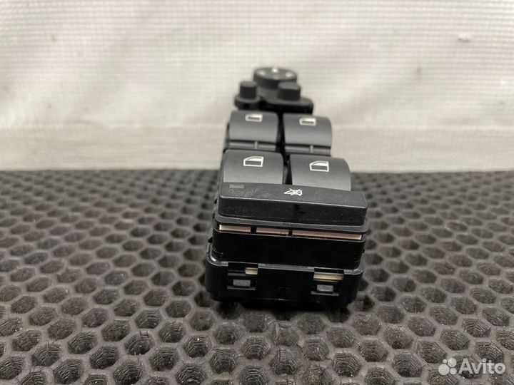 Блок стеклоподъемников Bmw X5 E70 N52B30AF 3.0