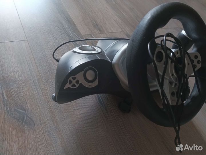 Игровой руль dialog