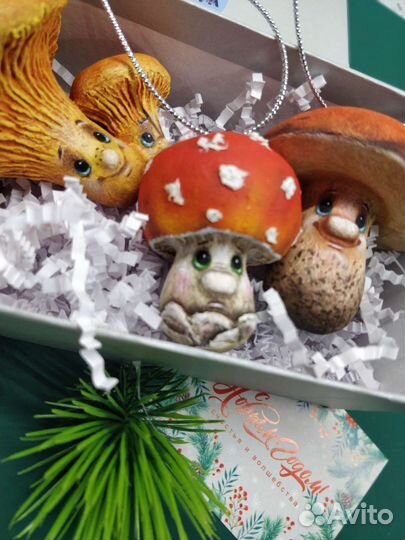 Елочные игрушки грибочки набор папье-маше