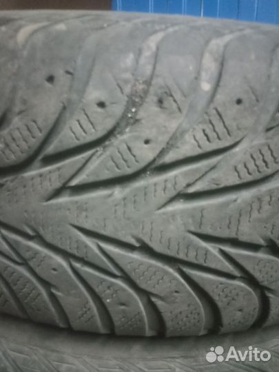 Yokohama A200 235/65 R17 140K