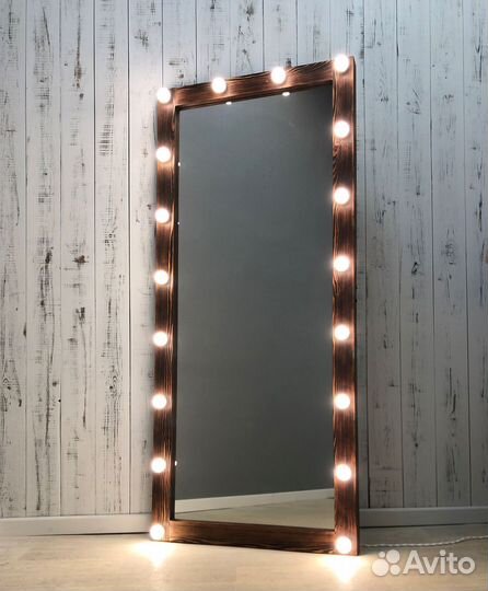 Зеркало с подсветкой в полный рост