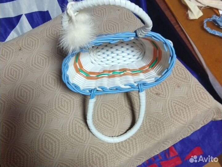 Корзинка плетенная маленькая