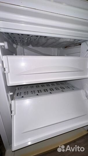 Холодильник Stinol бу