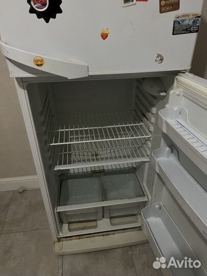 Холодильник бу indesit