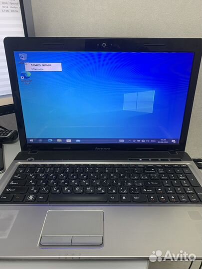Ноутбук Lenovo z560 Core i5/8gb озу/1gb видео/SSD