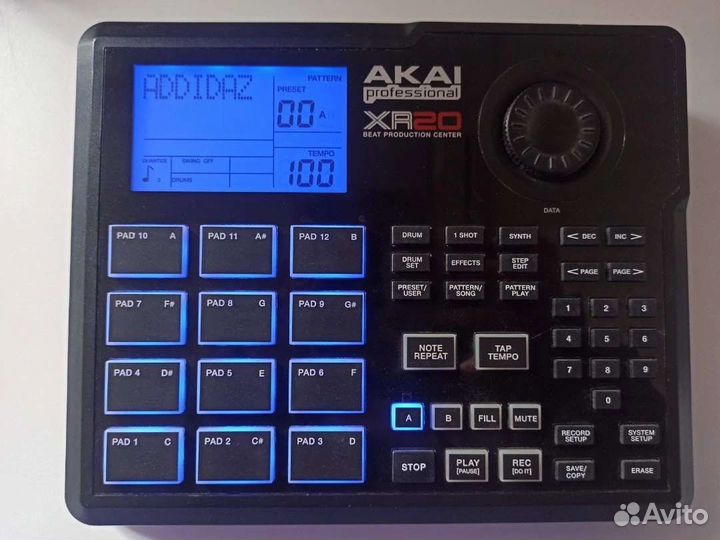 Драм-машина Akai xr20