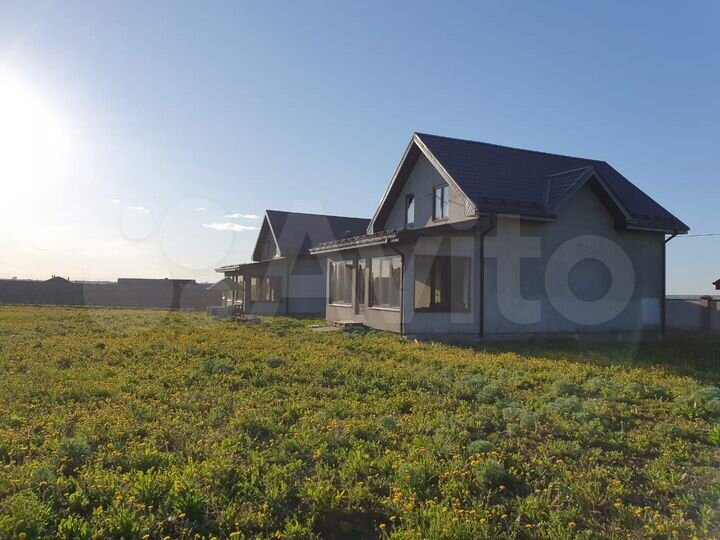 Дом 183 м² на участке 12 сот.