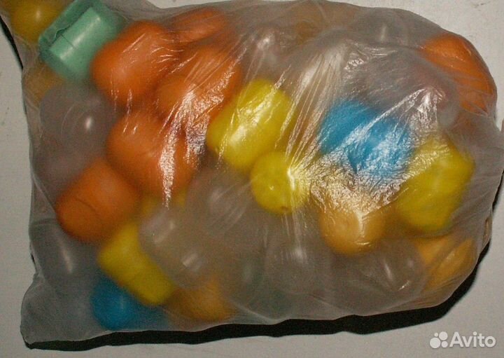 Капсулы и игрушки киндер сюрприз и др