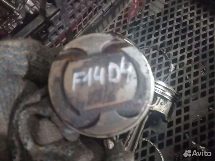 Поршень с шатуном F14D4