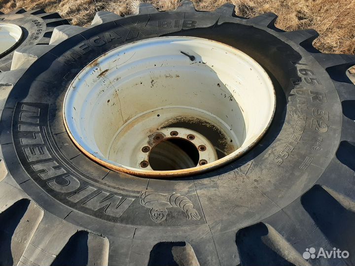 Запчасти на комбайн нью холланд сх840