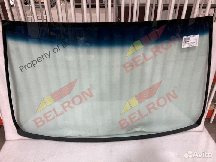 Лобовое стекло nissan caravan 1997-01