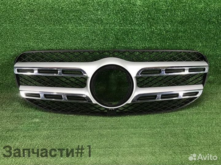 Решетка радиатора Mercedes GLS x167 (2019-2023)