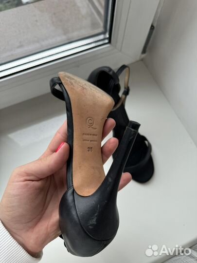 Alexander mcqueen босоножки