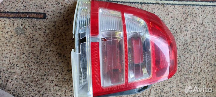 Фонари задние Opel Zafira B