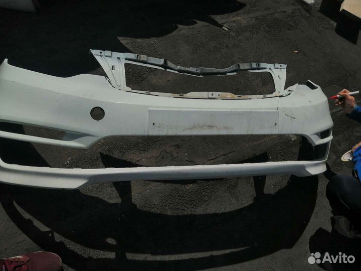 Бампер передний kia rio б/у с дефектом 2015-2017