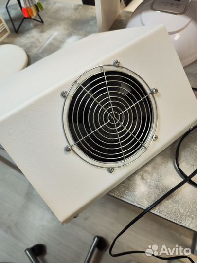 Вытяжка для маникюра