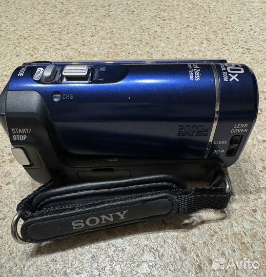 Видеокамера Sony DCR-SX40