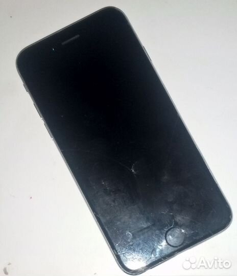 Телефон iPhone 6