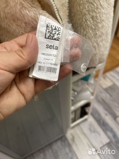 Курточка для девочки 140