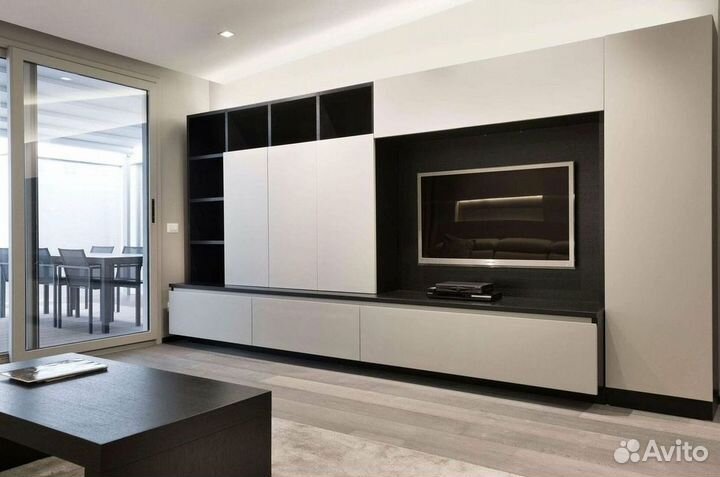 Шкаф купе распашной на заказ