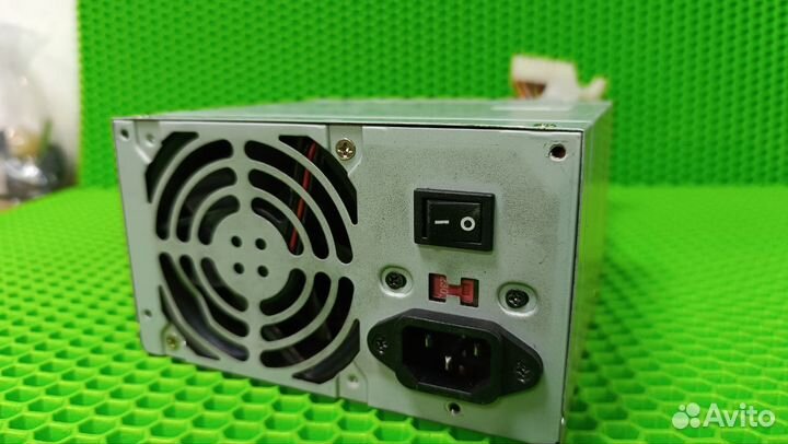 Блок питания FSP ATX300F