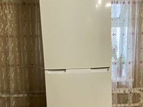 Холодильник с большой морозильной камерой
