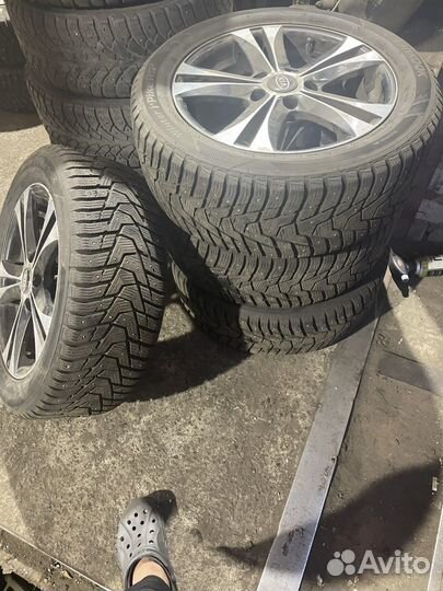 Hankook 205 55 r16 на дисках kia
