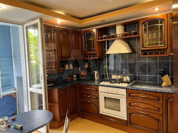 3-к. квартира, 76 м², 1/5 эт.