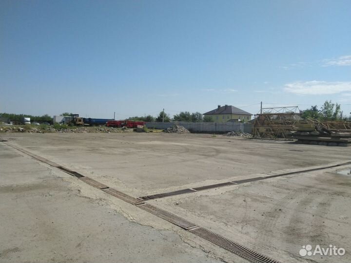 Стоянка грузового и легкового транспорта, хранение