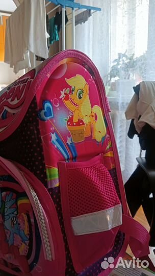 Школьный рюкзак с ортопедической спинкой