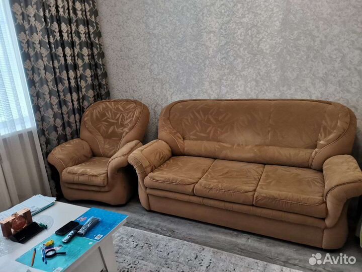 Диван и кресло