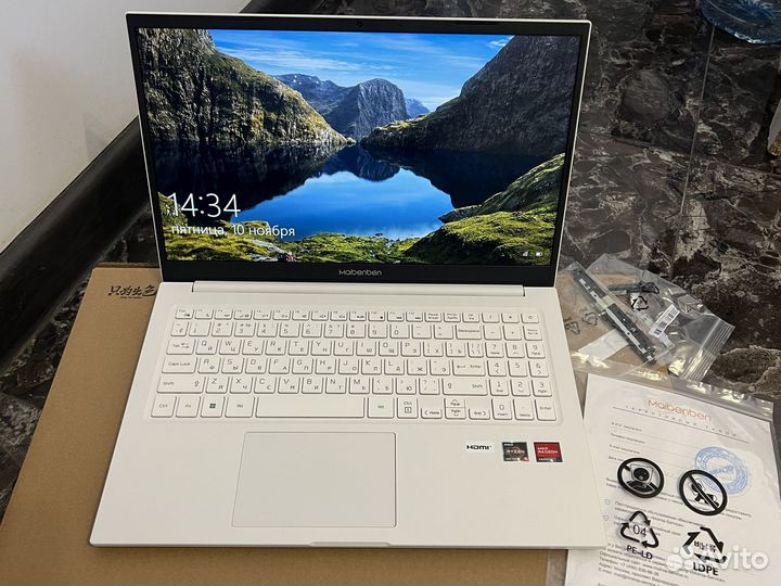 Ноутбук Maibenben m555