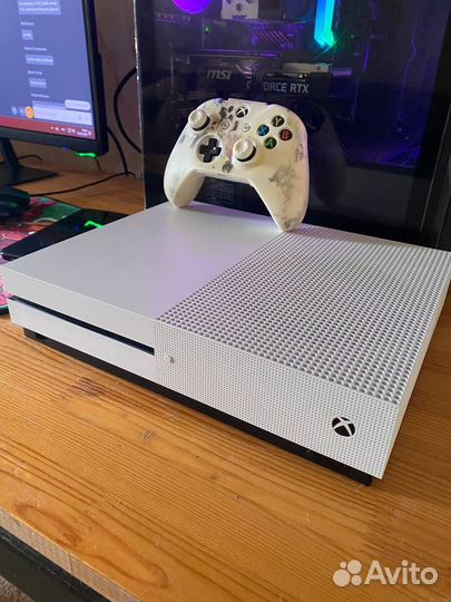 Xbox One S