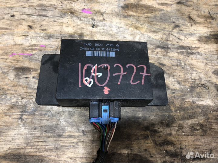 Блок комфорта VAG 1J0959799Q Арт. 100727