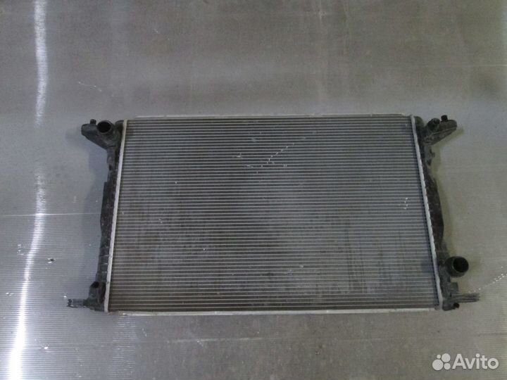 Радиатор Audi Q7 4M Ауди ку7 2017 год