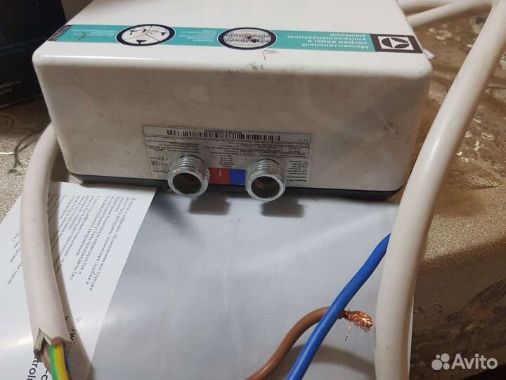 Electrolux моментальный нагрев воды в ультрак.разм