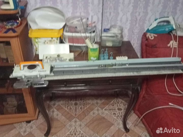 Машина вязальная двухфонтурная