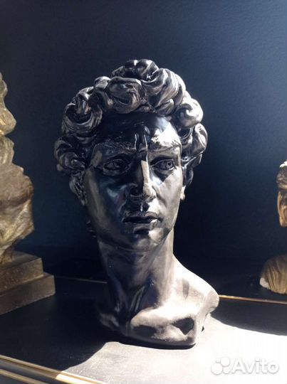 Статуэтка, бюст