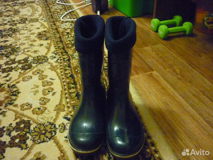Резиновые сапоги