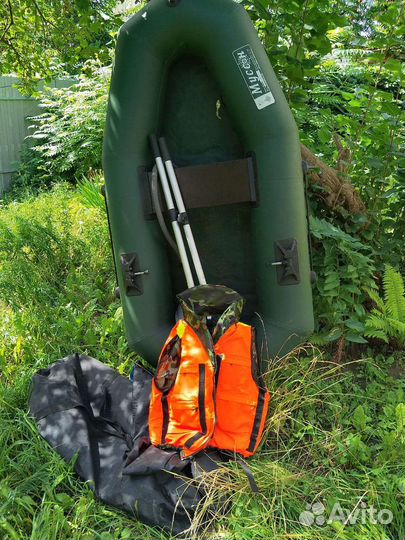 Лодка надувная резиновая весельная бу