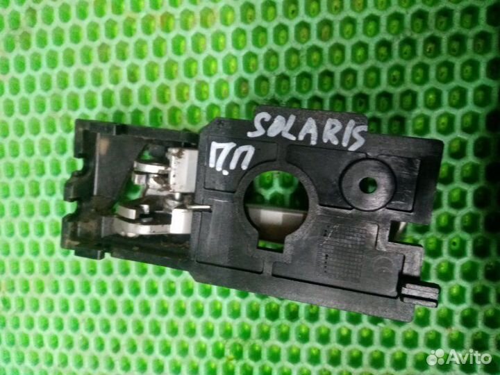 Ручка двери внутренняя передняя правая Hyundai