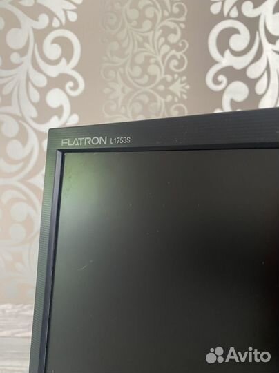 Монитор LG flatron L1753ss