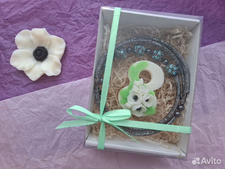 Подарочный набор в коробке колье на чокере с туркв