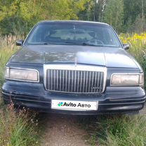 Lincoln Town Car 4.6 AT, 1993, 335 000 км, с пробегом, цена 495 000 руб.