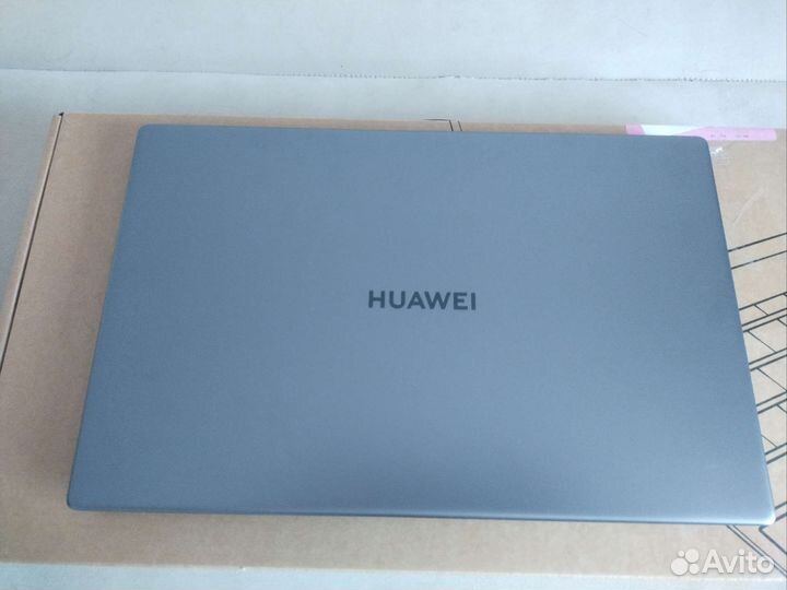 Ноутбук Huawei